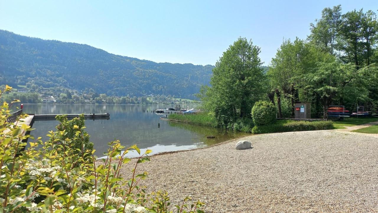 Kaspar Haus Kmb Seeblick Appartement Am Ossiacher See Mit Direktem Seezugang, Hallenbad โบเดนสดอร์ฟ ภายนอก รูปภาพ